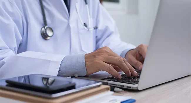 医療スケジュール管理システムの導入 レセプトソフトや電子カルテの運用支援 介護・医療連携の事務代行(契約管理など)